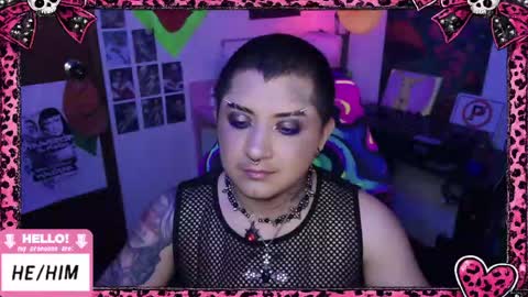 Snapshot of ftmbiggestclit chatting on May 13, 2026, 8:55 am Kevin online show from May 13, 2026, 8:55 am