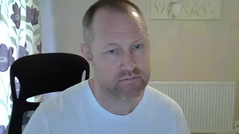 Snapshot of fuck_buddy_uk chatting on March 2, 2026, 9:49 am Fuck Buddy UK online show from March 2, 2026, 9:49 am