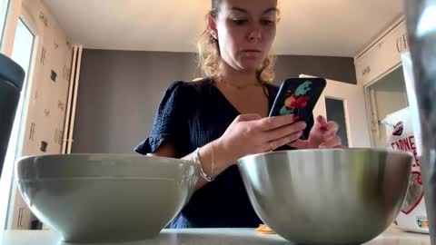 La online show from September 21, 2025, 10:28 am