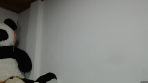 Mia and Gary  online show from February 28, 2025, 3:59 am