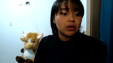 Mia and Gary  online show from July 14, 2026, 1:52 am