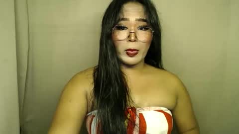 kim online show from December 4, 2025, 10:02 am