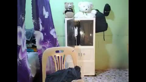 sexy 7inchCock online show from April 18, 2026, 10:41 am