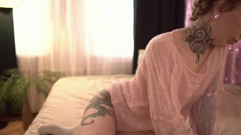 Snapshot of fuckingtoy_ chatting on March 15, 2026, 10:21 am Eva all my links online show from March 15, 2026, 10:21 am