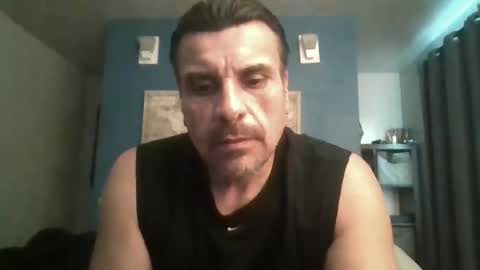 fuego1ento22 online show from December 8, 2024, 12:18 am