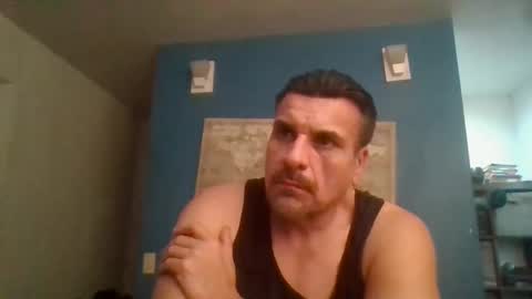 fuego1ento22 online show from January 18, 2025, 12:57 am