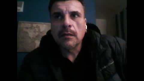 fuego1ento22 online show from March 11, 2025, 8:09 am