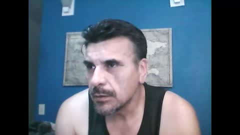 fuego1ento22 online show from September 19, 2025, 9:54 am