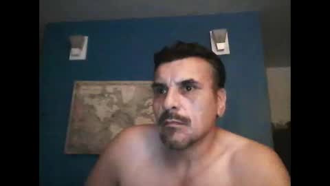 fuego1ento22 online show from October 1, 2025, 1:44 am