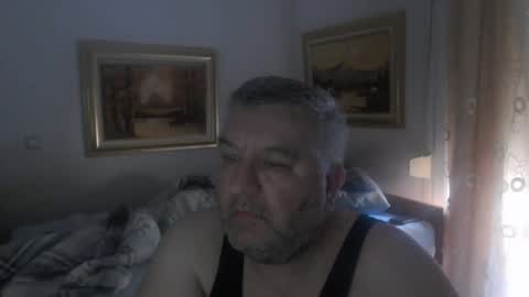 fukingcrazy online show from April 9, 2026, 7:36 am