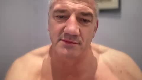 fullback_15 online show from May 16, 2026, 6:54 am