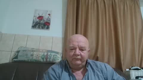 Snapshot of fullballs6 chatting on December 28, 2024, 4:30 am fullballs6 online show from December 28, 2024, 4:30 am