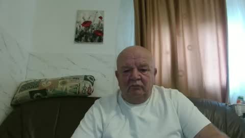 Snapshot of fullballs6 chatting on November 27, 2025, 8:16 am fullballs6 online show from November 27, 2025, 8:16 am