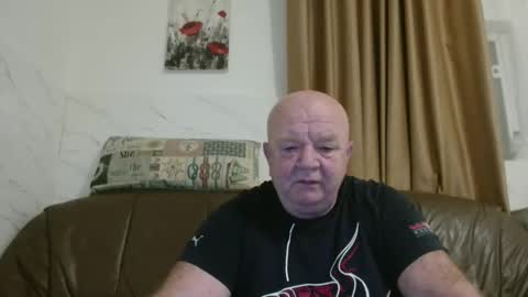 Snapshot of fullballs6 chatting on January 8, 2026, 3:42 am fullballs6 online show from January 8, 2026, 3:42 am