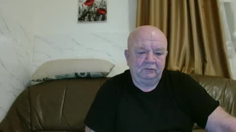 Snapshot of fullballs6 chatting on March 6, 2026, 3:14 am fullballs6 online show from March 6, 2026, 3:14 am