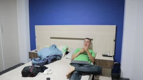 Sammygirl  tommy guy friends with benefits online show from December 4, 2024, 11:24 pm