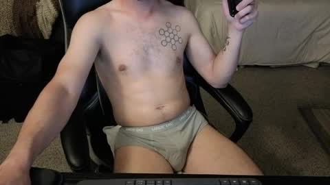 Snapshot of funkyfrank69 chatting on June 5, 2026, 3:24 am funkyfrank69 online show from June 5, 2026, 3:24 am