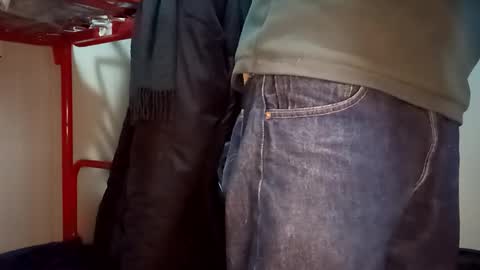 Italian men online show from February 2, 2025, 9:19 am