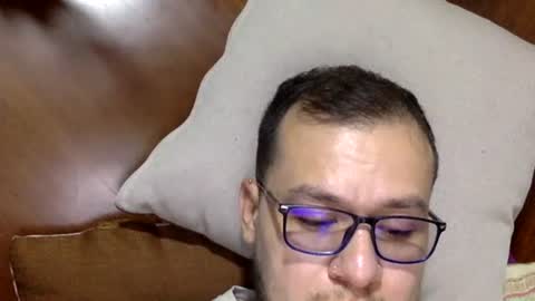 Snapshot of funnyboys18 chatting on December 3, 2024, 6:49 pm Zanty online show from December 3, 2024, 6:49 pm