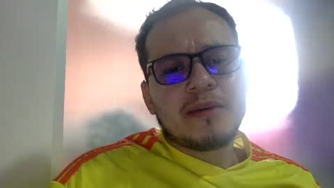 Snapshot of funnyboys18 chatting on November 4, 2025, 6:51 pm Zanty online show from November 4, 2025, 6:51 pm