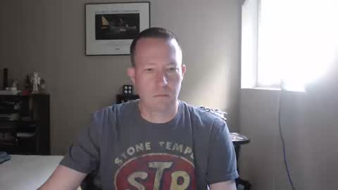 Hello online show from October 12, 2025, 8:52 pm