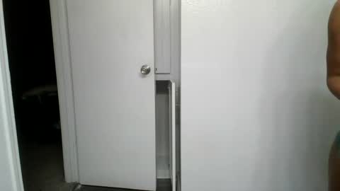 Bae online show from April 27, 2026, 4:10 am