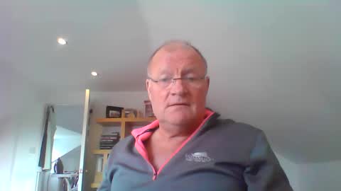 funtime88888 online show from February 19, 2025, 2:34 pm