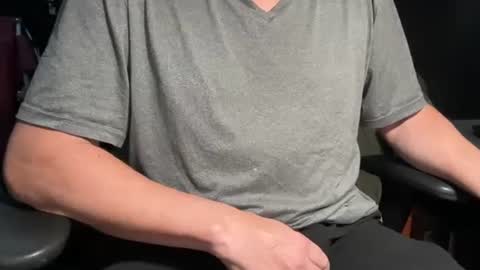 Snapshot of futuro_marido chatting on January 7, 2025, 2:19 pm Futuro Marido online show from January 7, 2025, 2:19 pm