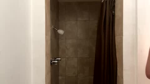 fvvkboyy online show from January 7, 2025, 11:35 pm