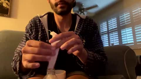 fvvkboyy online show from February 5, 2025, 12:53 am