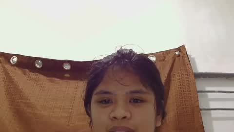 fyang_morena online show from September 28, 2025, 11:48 am