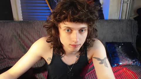 Ian online show from April 15, 2026, 7:10 pm