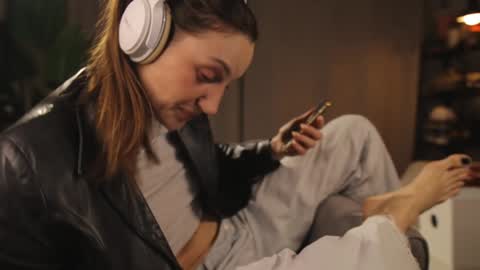 G online show from February 1, 2025, 9:51 pm