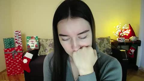 Jaklin online show from December 28, 2024, 1:59 pm