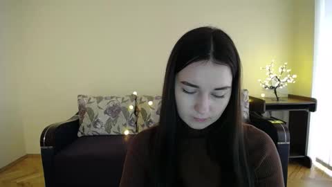 Jaklin online show from January 12, 2025, 9:19 am