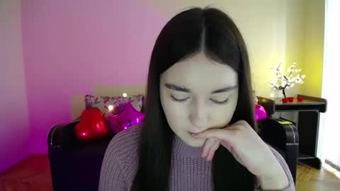 Jaklin online show from February 26, 2025, 8:59 am