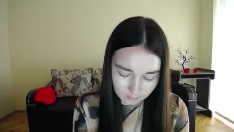 Jaklin online show from September 19, 2025, 9:00 am