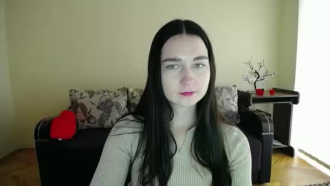 Jaklin online show from November 6, 2025, 9:21 am