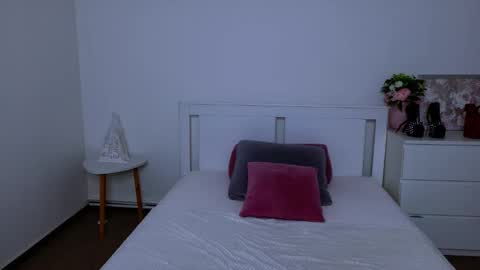 GabiCarter online show from October 16, 2025, 7:09 am