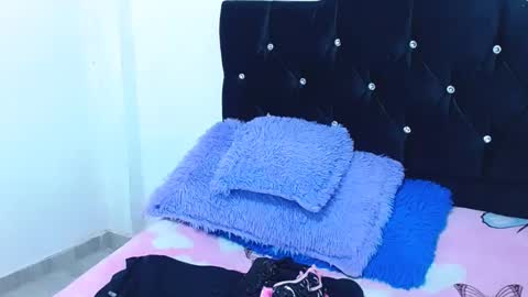 gabi_jhons_23 online show from November 10, 2025, 8:35 am