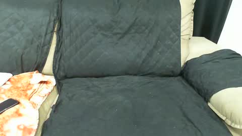 gaby  layla online show from February 4, 2025, 2:39 am