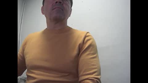 Snapshot of gabriel9_2003 chatting on May 4, 2026, 10:55 am gabriel9_2003 online show from May 4, 2026, 10:55 am