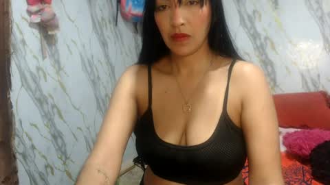 Snapshot of gabriela1211 chatting on August 7, 2026, 8:16 am gabriela1211 online show from August 7, 2026, 8:16 am