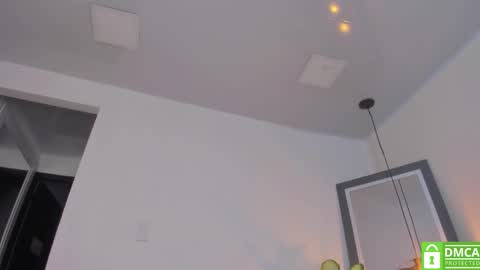 Carolina online show from October 8, 2025, 12:03 pm