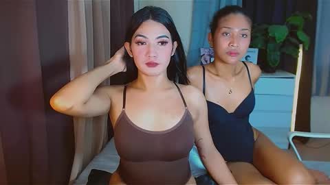 gabriela_deluxe online show from February 16, 2026, 6:37 pm