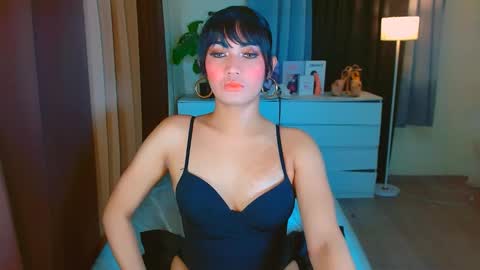 gabriela_deluxe online show from March 26, 2026, 1:11 am