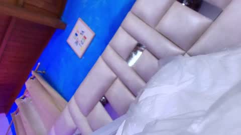 gabriela online show from September 26, 2025, 7:29 pm