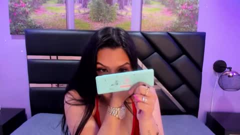 gabrielabotero online show from December 2, 2025, 8:15 pm