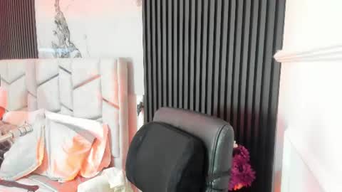 Gabriela Kassi online show from July 14, 2026, 11:38 am