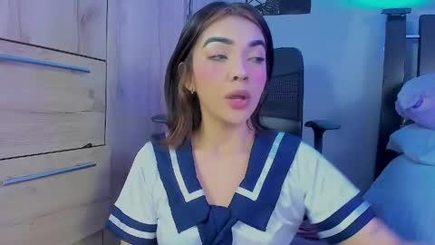 Gabriela Evans MS online show from April 16, 2026, 11:07 pm